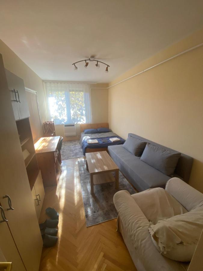 Oeguenc'S Apartment Szeged Exterior photo